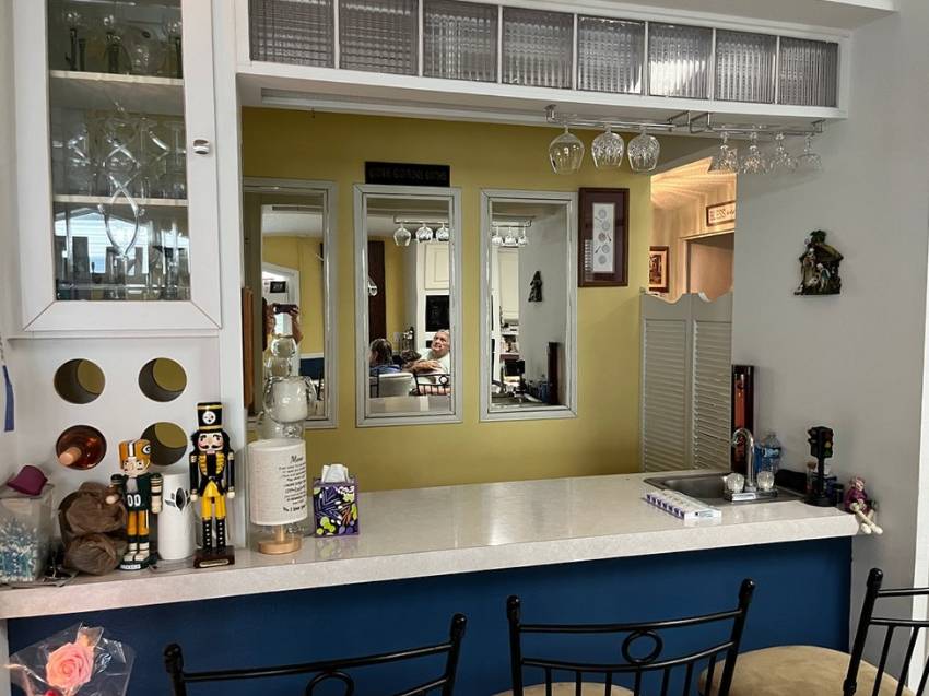 1284 Las Brisas Lane a Winter Haven, FL Mobile or Manufactured Home for Sale